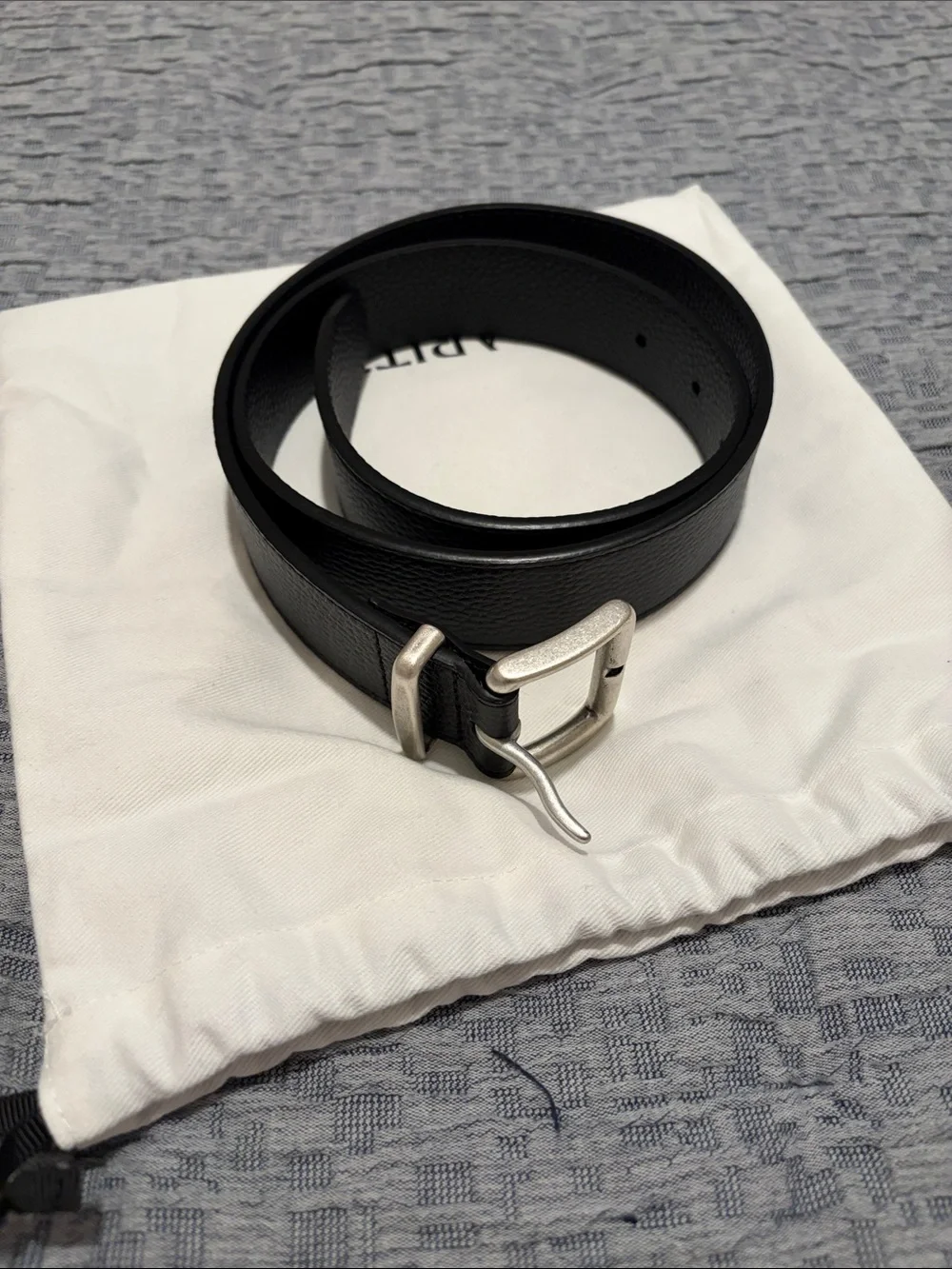Aritzia Emblem Solid Brass Leather Wide Belt Size Small